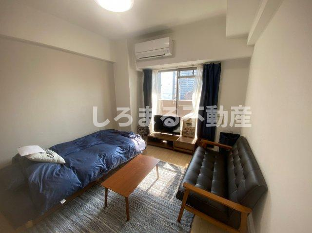 アーデンタワー西本町の居間・リビング