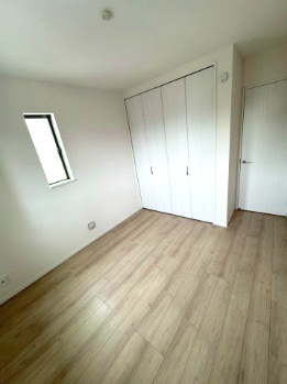 函南町塚本　新築戸建　全2棟　A棟　　の洋室