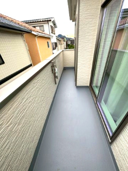 函南町塚本　新築戸建　全2棟　A棟　　のバルコニー