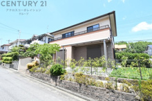 川西市けやき坂１丁目中古戸建の画像