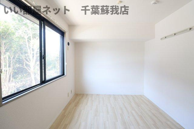 コスモジョイ　Ａの洋室|広々とした洋室です