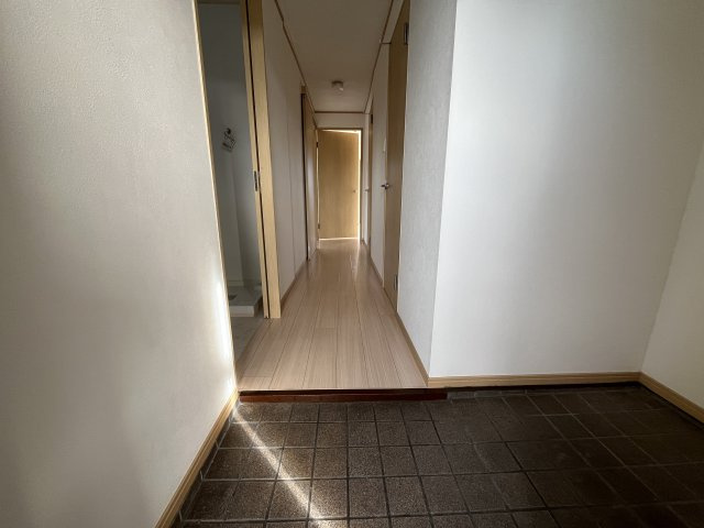 マンション北川の玄関