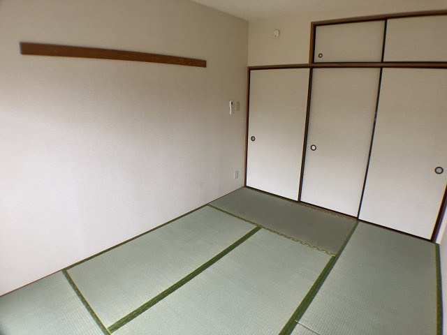 リファインドマンションＫの和室