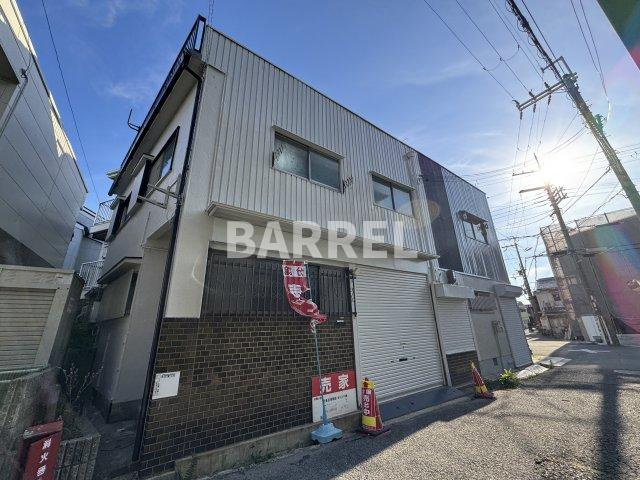 大黒町貸家の外観
