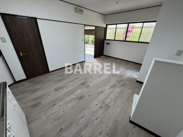 大黒町貸家の洋室