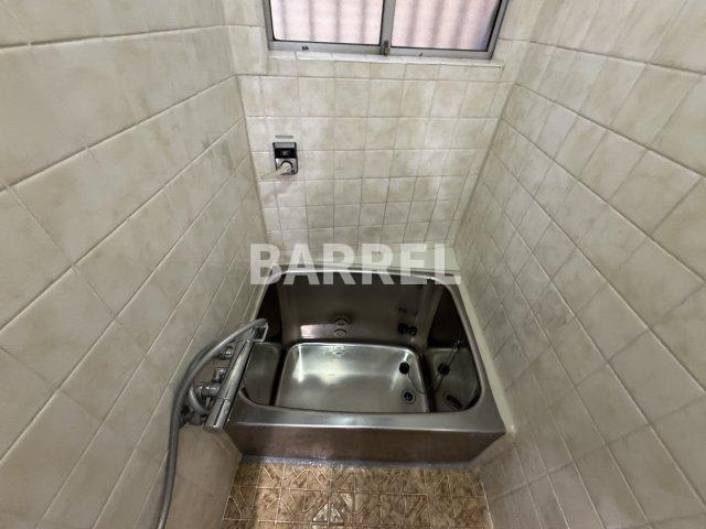 大黒町貸家の浴室