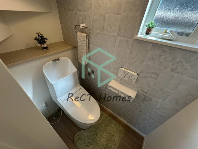 姫路市新在家１丁目の新築一戸建のトイレ