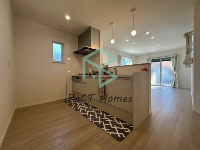 姫路市新在家１丁目の新築一戸建の居間・リビング