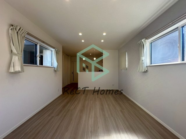 姫路市新在家１丁目の新築一戸建の居間・リビング