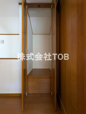 【その他】 | 世田谷区桜上水３丁目戸建 | 2階廊下収納