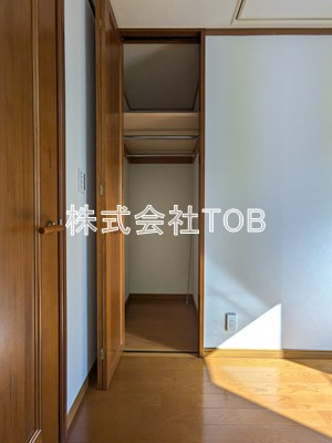 【設備】 | 世田谷区桜上水３丁目戸建 | 4.3帖クローゼット