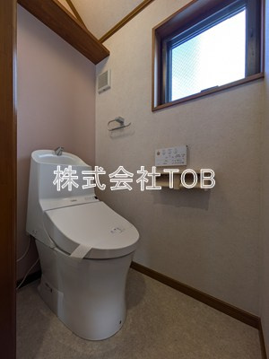 【トイレ】 | 世田谷区桜上水３丁目戸建 | 2階トイレ