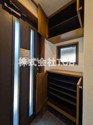 【内装】 | 世田谷区桜上水３丁目戸建 | シューズボックス