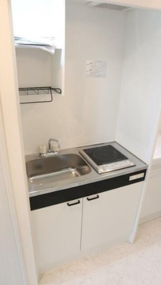 FERIO仲宿のキッチン