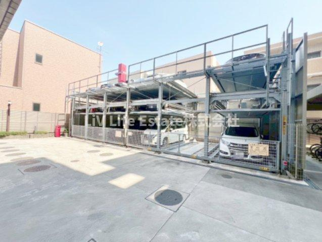 クリオ東小金井パークフロントの駐車場