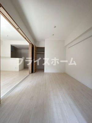 【居間・リビング】 | 仲介手数料半額！HPに初期費用掲載！「プライスホーム」で検索！エルヴィータ渡辺通
