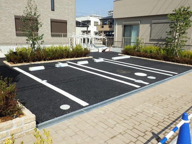 （シニア限定）清水ヴィレッジの駐車場|★車寄せ有★