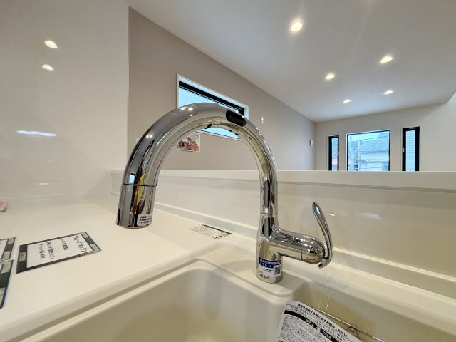 豊島区上池袋3丁目 全3棟 2号棟のその他|衛生的にお料理ができるタッチレス水栓を装備しています