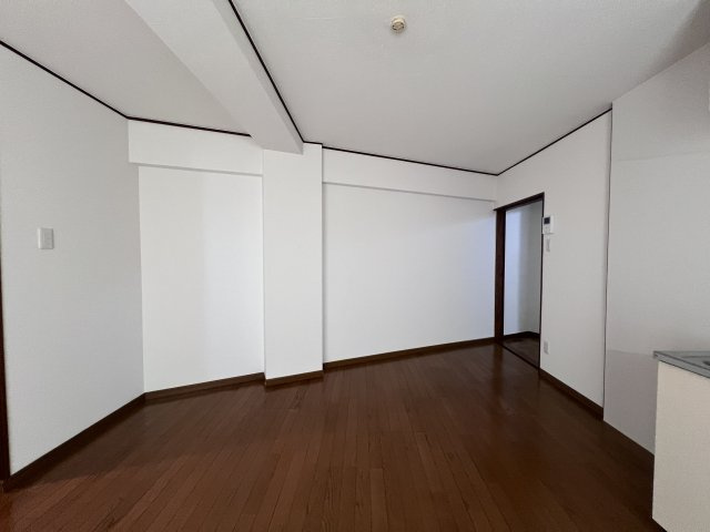 赤峯マンションの居間・リビング