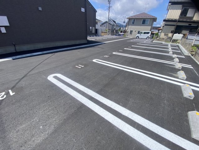 rita(リタ)の駐車場