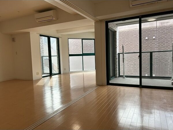 さくらHillsリバーサイドWESTの内装