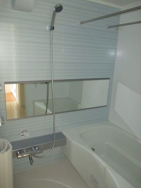 さくらHillsリバーサイドWESTの浴室