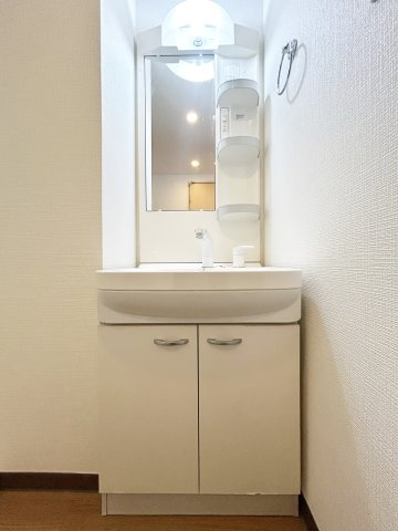 さくらHillsリバーサイドWESTの洗面所