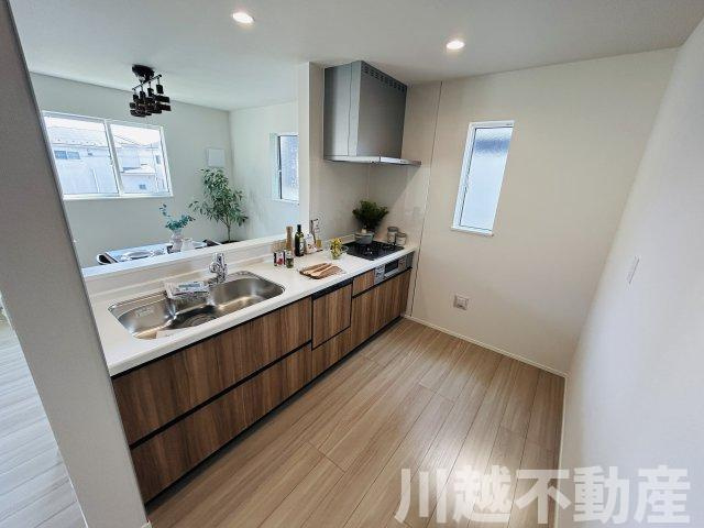 それぞれのご家族の個性にあった住まい探しをのキッチン|こちらにお電話ください0120-665-772