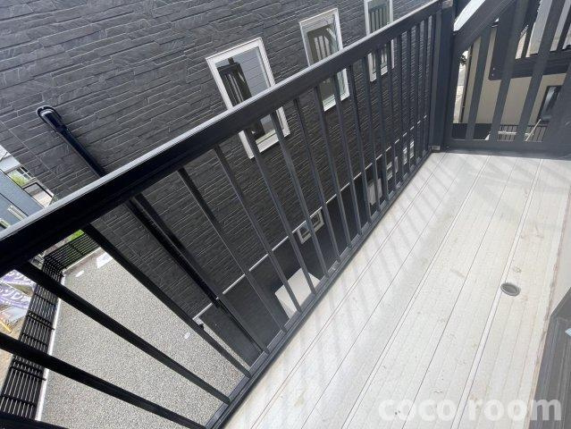 プレシジョンウイングのバルコニー