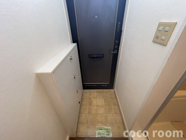 プレシジョンウイングの玄関