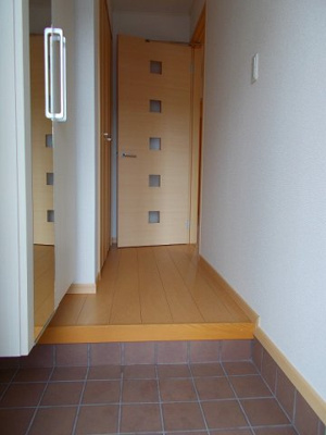 【玄関】 | グランデＨ＆Ｍ木村　Ⅱ | シンプルで使いやすい玄関です