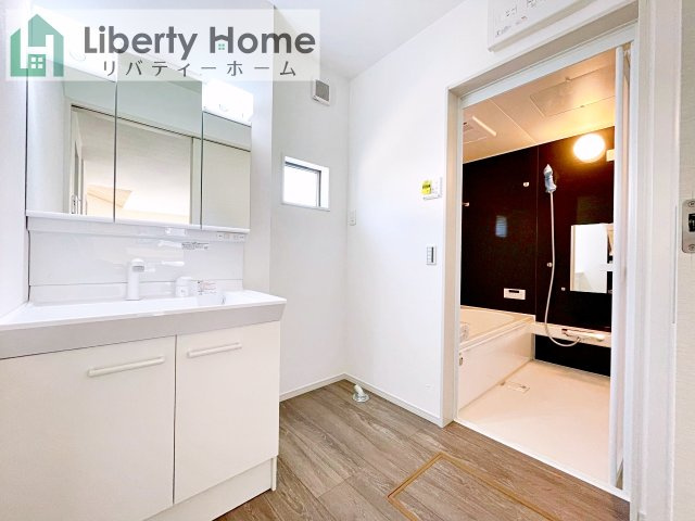 牛久市牛久町7期　新築戸建　1号棟の脱衣所