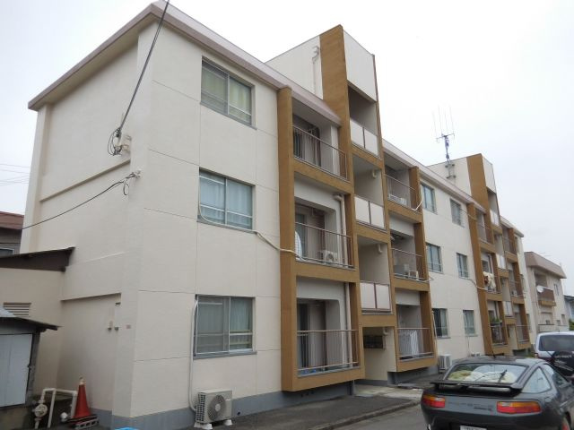 暁マンションの外観