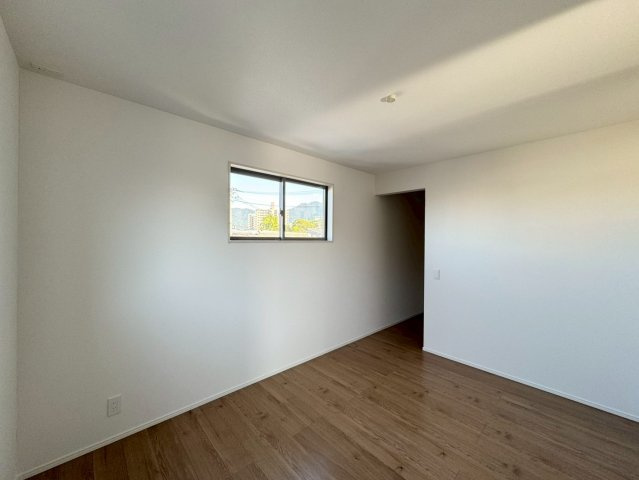 ーBloomーブルームー小倉北区今町2丁目2期　【小倉北区　新築戸建て】の洋室|2階６.5帖洋室はWIC完備【小倉北区　新築戸建て】