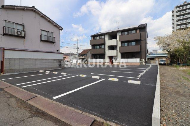 シーガルの駐車場