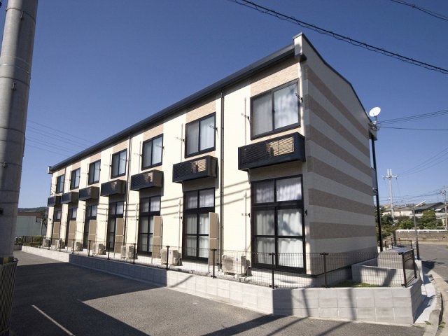 レオパレスゆう　藤ノ木の外観|落ち着いた雰囲気の外観です