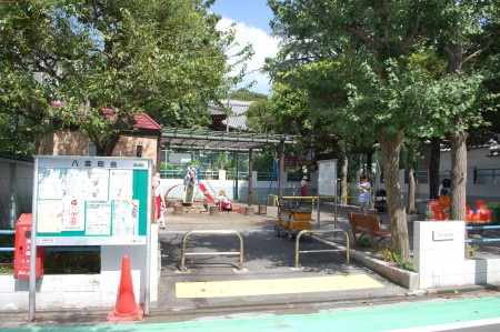 目黒区平町２丁目のアパートの周辺