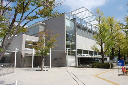 目黒区平町２丁目のアパートの周辺