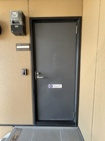 メゾン・ソレイユA・Bの玄関