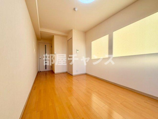 ベル花の木の寝室