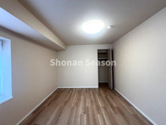 【洋室】 | インテリアに統一感が生まれる全室フローリングのお部屋です♪