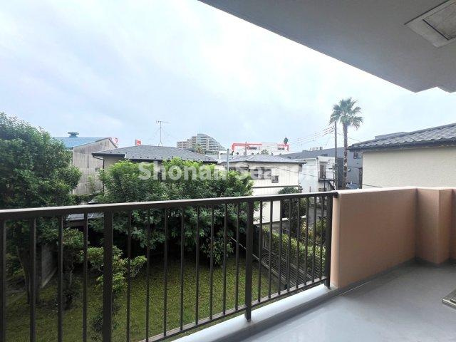 【バルコニー】 | バルコニーからは穏やかな景観が広がり、開放感も良好です♪