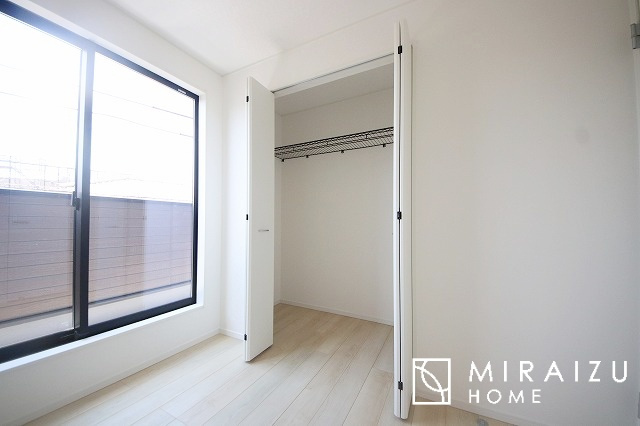 【内装】 | プライバシー性と開放感を高める住環境。陽当たりの良い開かれたロケーションを活かし、心地よい暮らしをプランニング