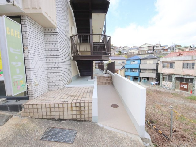 M1マンションのエントランス