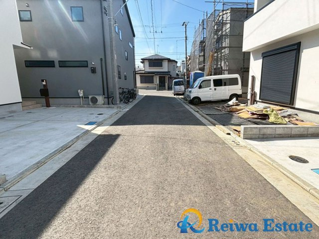 新築戸建　茅ヶ崎市浜須賀の前面道路含む現地写真|初めてマイホームを建てる方でも安心して購入ができます◎