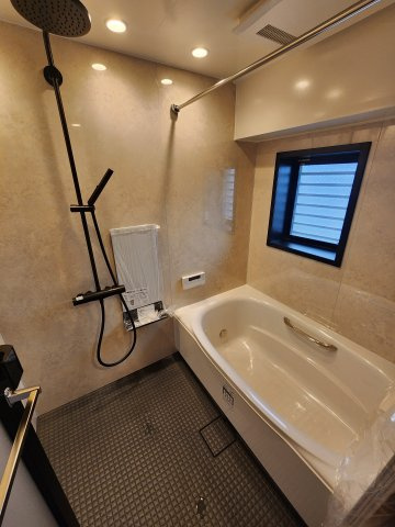 エテルナ高取2の浴室