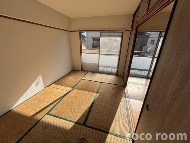 福吉丸アパートの和室