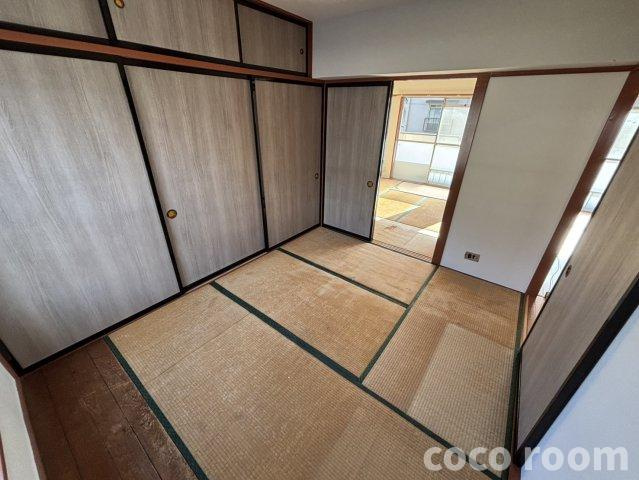 福吉丸アパートの和室