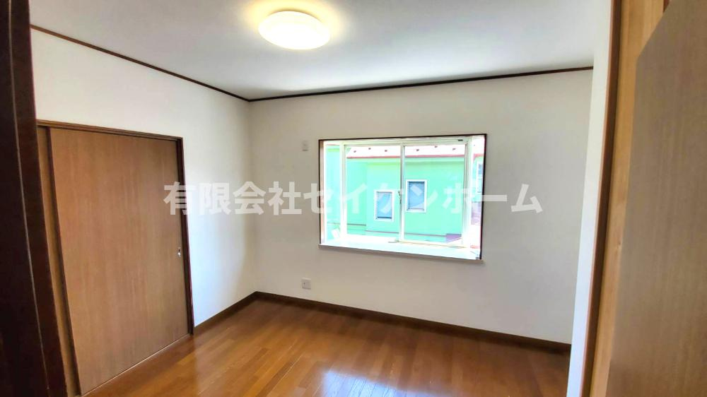 熊谷市押切　中古戸建の洋室