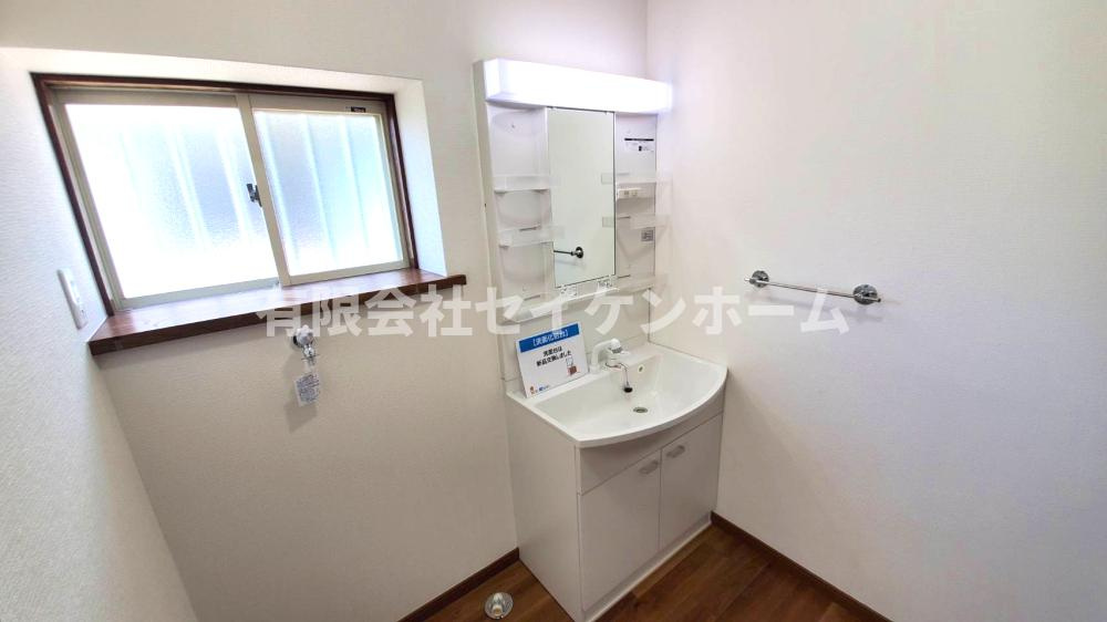 熊谷市押切　中古戸建の洗面所